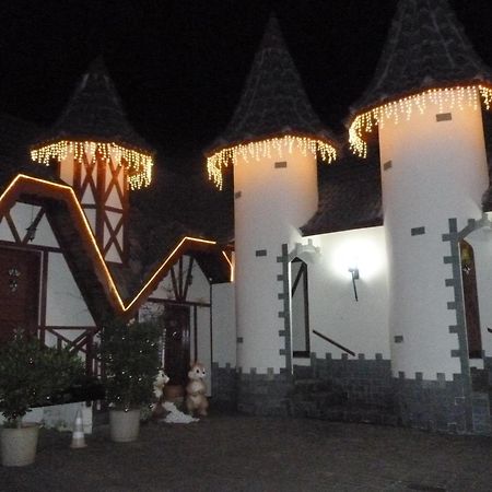 Pousada Dos Esquilos Campos do Jordão Zewnętrze zdjęcie